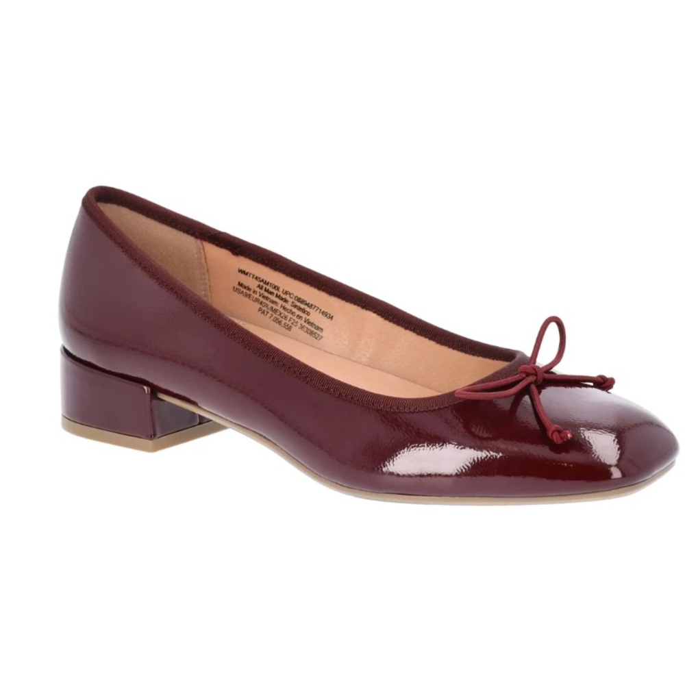 NWT! The Time & Tru Burgundy Ballet Block Heel with Bow Size 9. No Box.